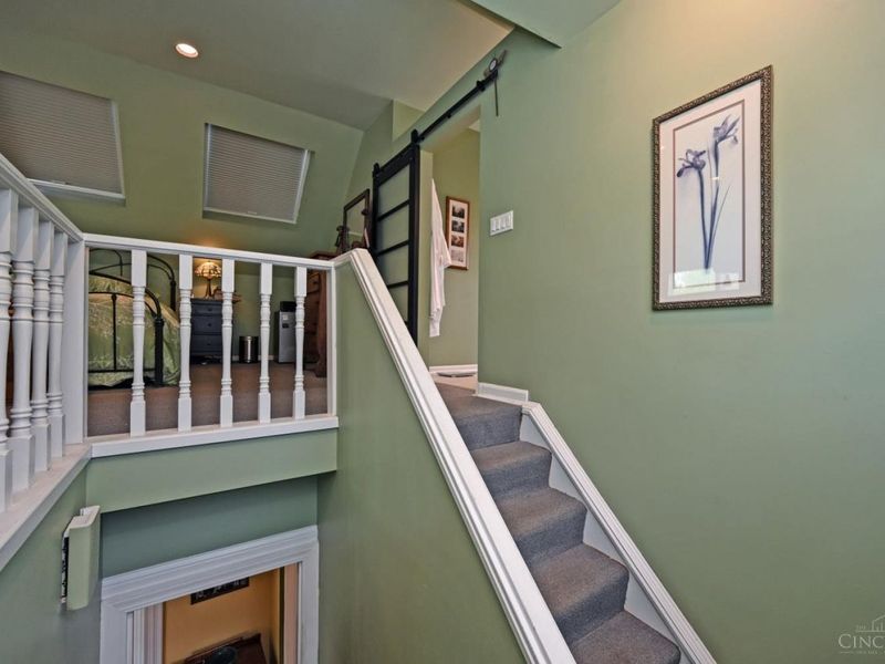 2263 Monroe Avenue, Cincinnati, OH 45212 Photo 36