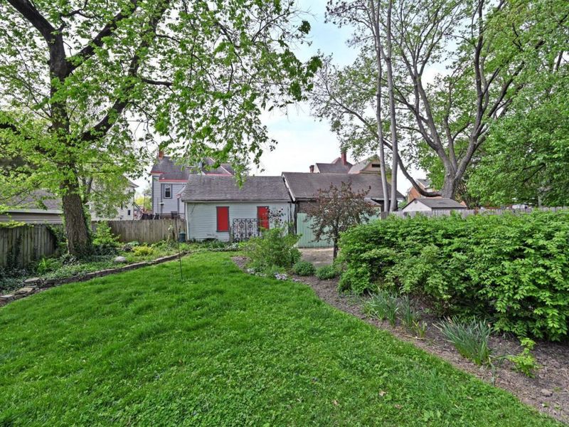 2263 Monroe Avenue, Cincinnati, OH 45212 Photo 51