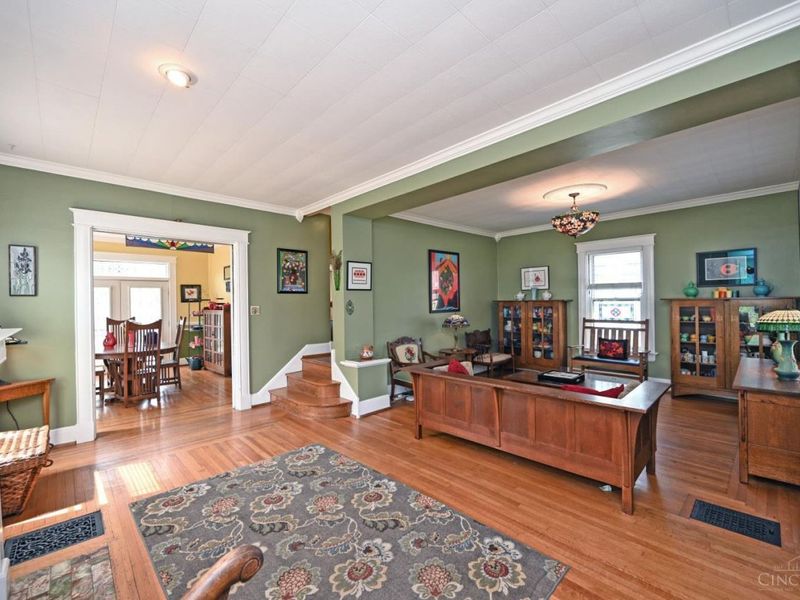 2263 Monroe Avenue, Cincinnati, OH 45212 Photo 8