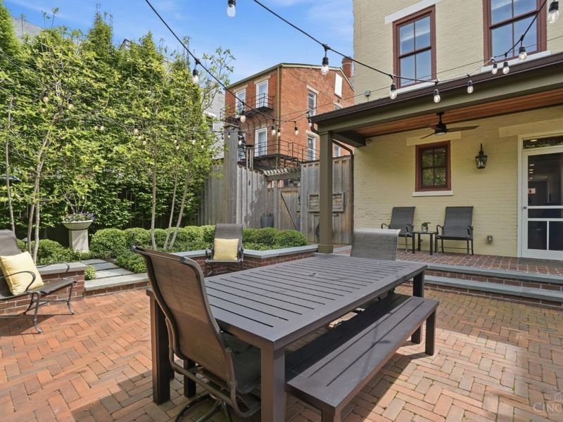 426 E Twelfth Street, Cincinnati, OH 45202 Photo 40