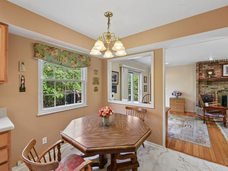 891 Quailwoods Drive, Loveland, OH 45140 Photo 10