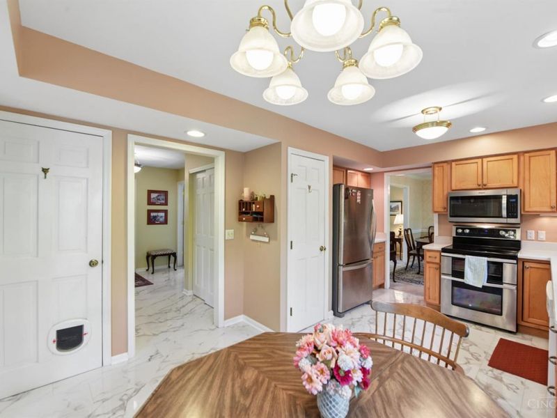 891 Quailwoods Drive, Loveland, OH 45140 Photo 12