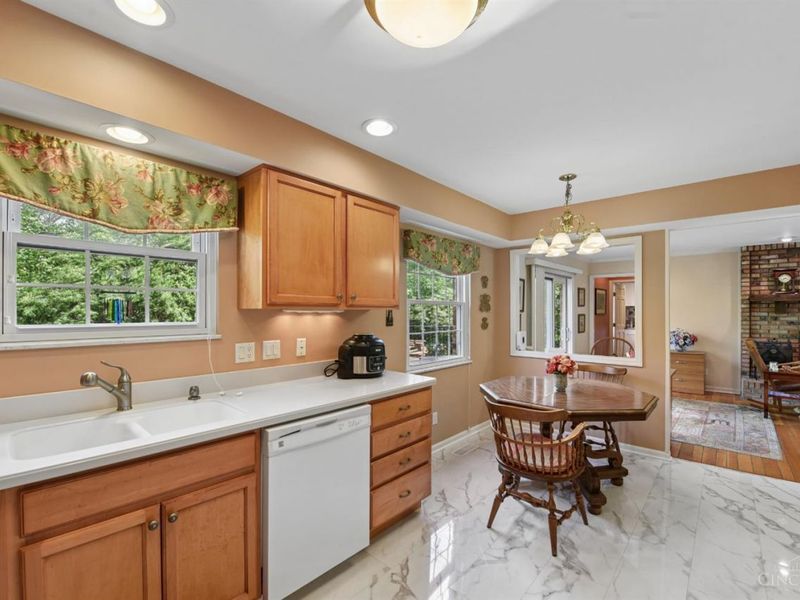 891 Quailwoods Drive, Loveland, OH 45140 Photo 14