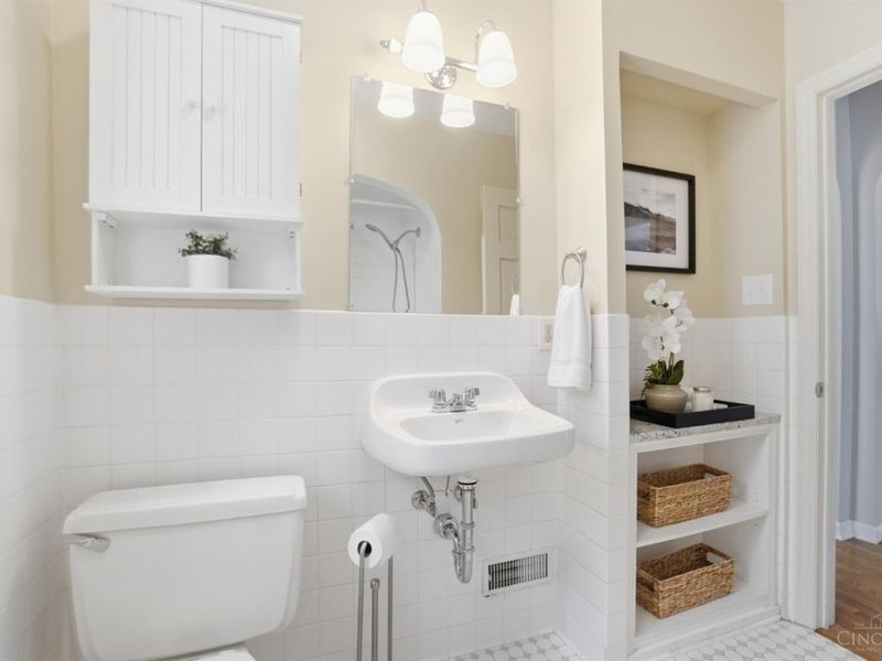 3863 Homewood Road, Mariemont, OH 45227 Photo 18