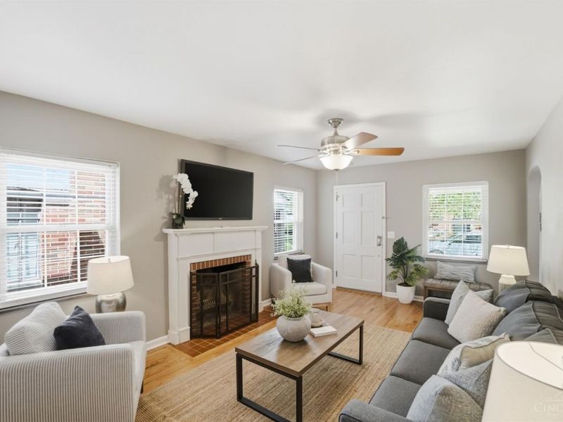 3863 Homewood Road, Mariemont, OH 45227 Photo 4