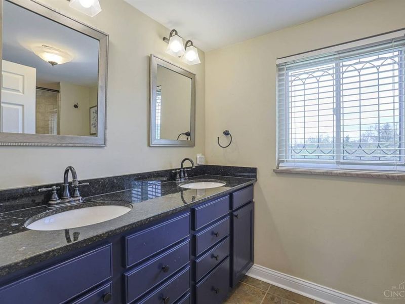 6014 Cherokee Drive, Madeira, OH 45243 Photo 26