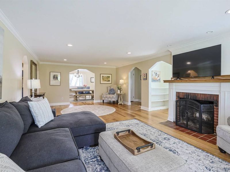 6014 Cherokee Drive, Madeira, OH 45243 Photo 8