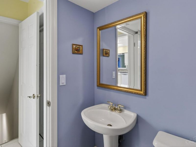 6625 N Clippinger Drive, Indian Hill, OH 45243 Photo 26