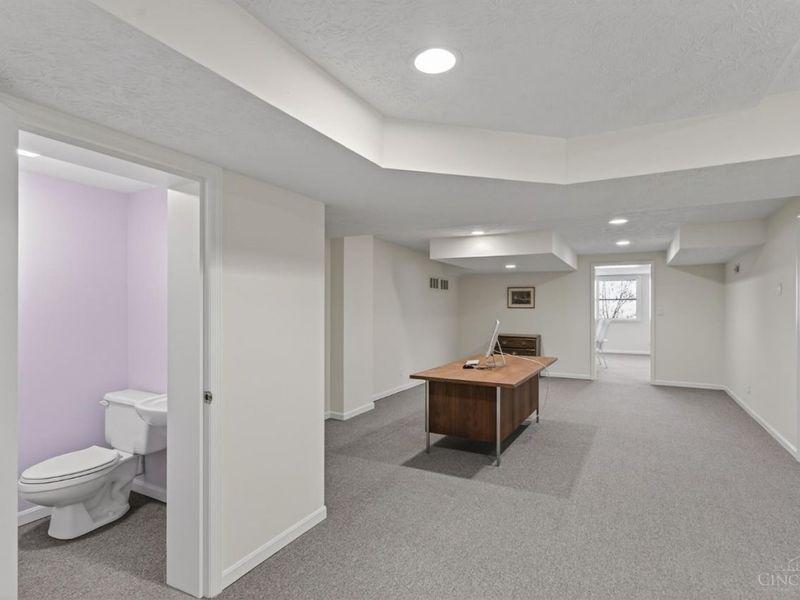 6625 N Clippinger Drive, Indian Hill, OH 45243 Photo 46