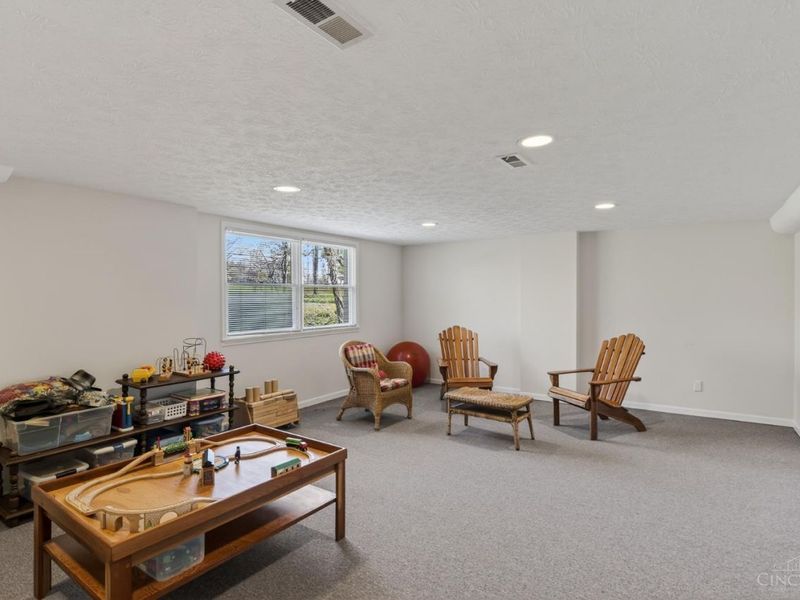 6625 N Clippinger Drive, Indian Hill, OH 45243 Photo 50