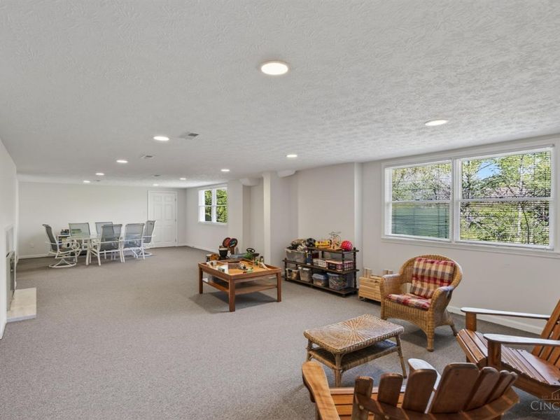 6625 N Clippinger Drive, Indian Hill, OH 45243 Photo 51