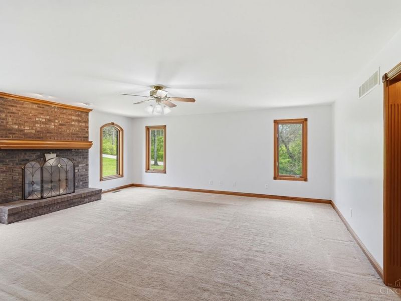 5739 Squirrelsnest Lane, Colerain Township, OH 45252 Photo 17