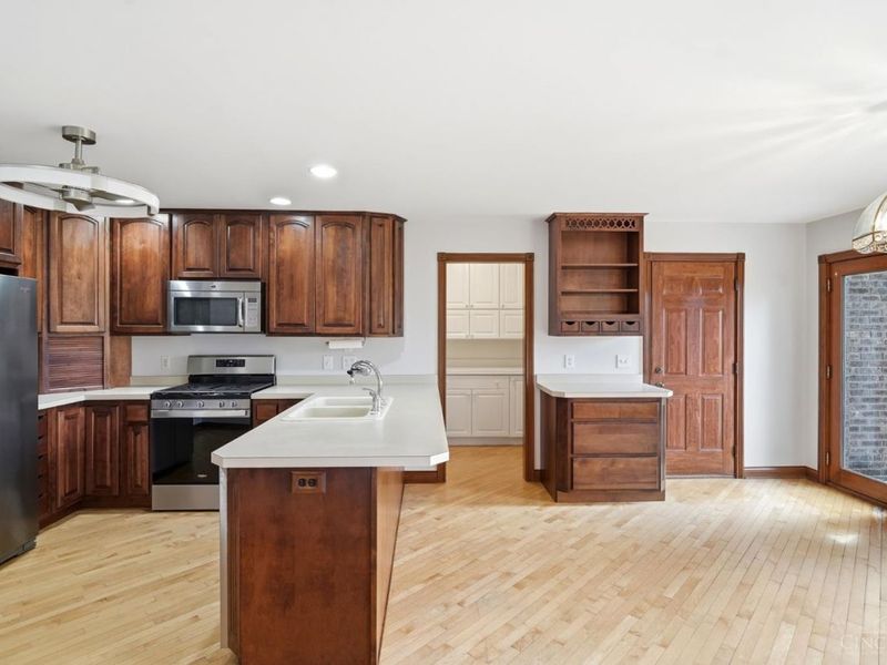 5739 Squirrelsnest Lane, Cincinnati, OH 45252 Photo 22