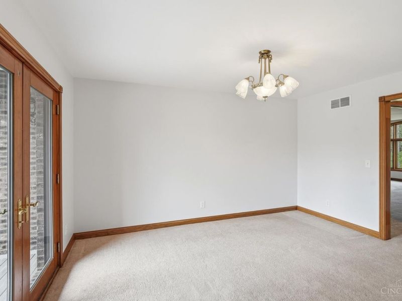 5739 Squirrelsnest Lane, Colerain Township, OH 45252 Photo 27