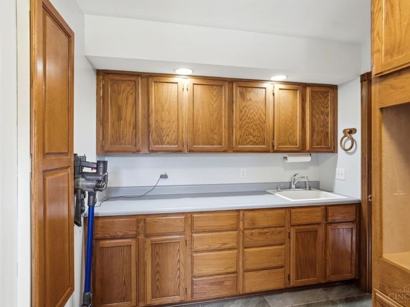 5739 Squirrelsnest Lane, Cincinnati, OH 45252 Photo 31