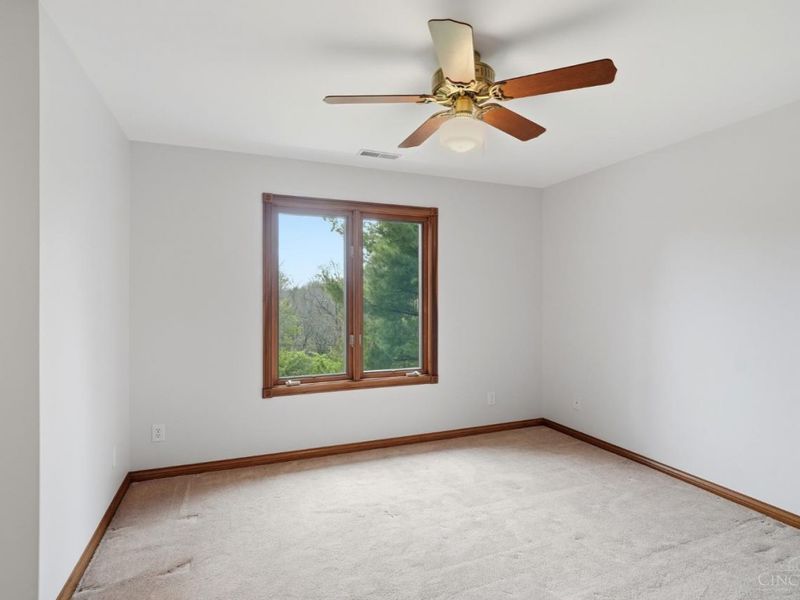 5739 Squirrelsnest Lane, Cincinnati, OH 45252 Photo 52