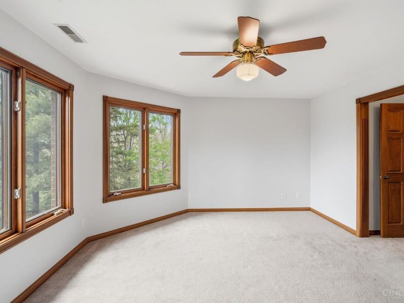 5739 Squirrelsnest Lane, Cincinnati, OH 45252 Photo 57