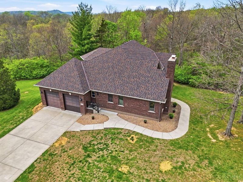 5739 Squirrelsnest Lane, Cincinnati, OH 45252 Photo 8