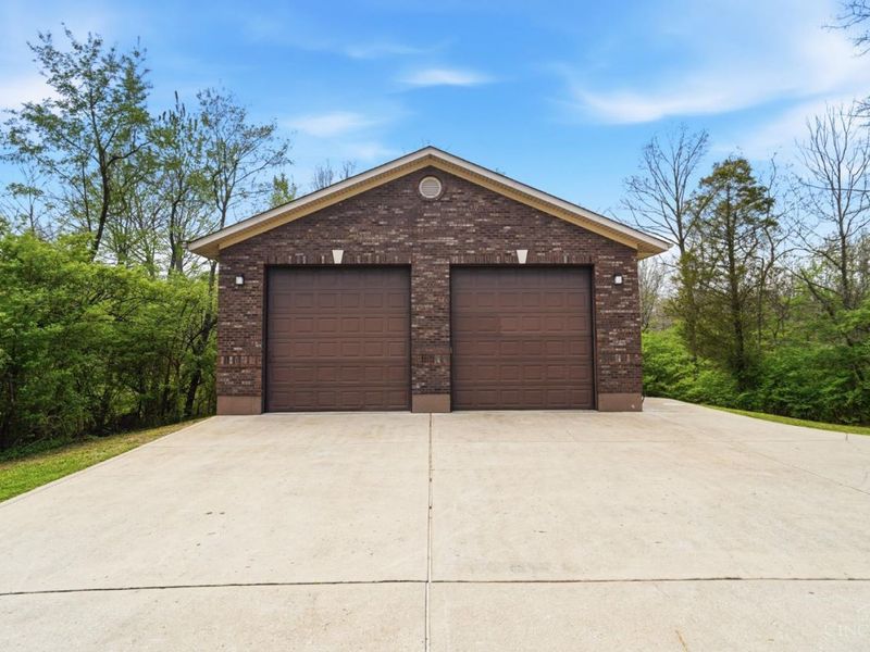 5739 Squirrelsnest Lane, Colerain Township, OH 45252 Photo 85