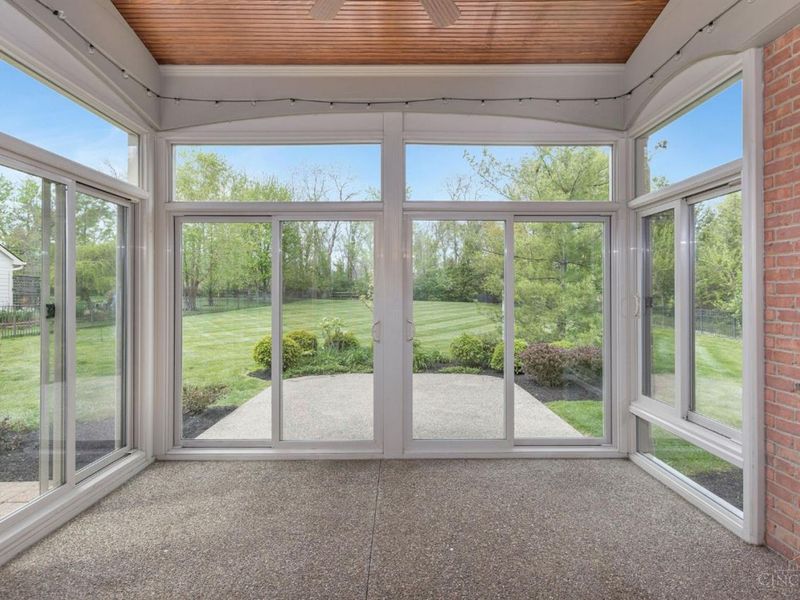 6709 Sandy Shores Drive, Miami Twp, OH 45140 Photo 24