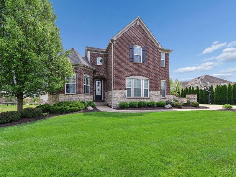 7242 Clawson Court, West Chester, OH 45069 Photo 2