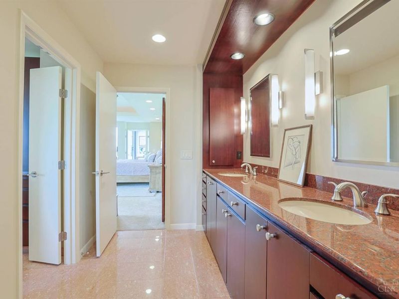 2121 Alpine Place, Unit 1501, Cincinnati, OH 45206 Photo 31