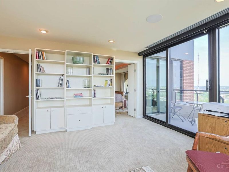 2121 Alpine Place, Unit 1501, Cincinnati, OH 45206 Photo 46