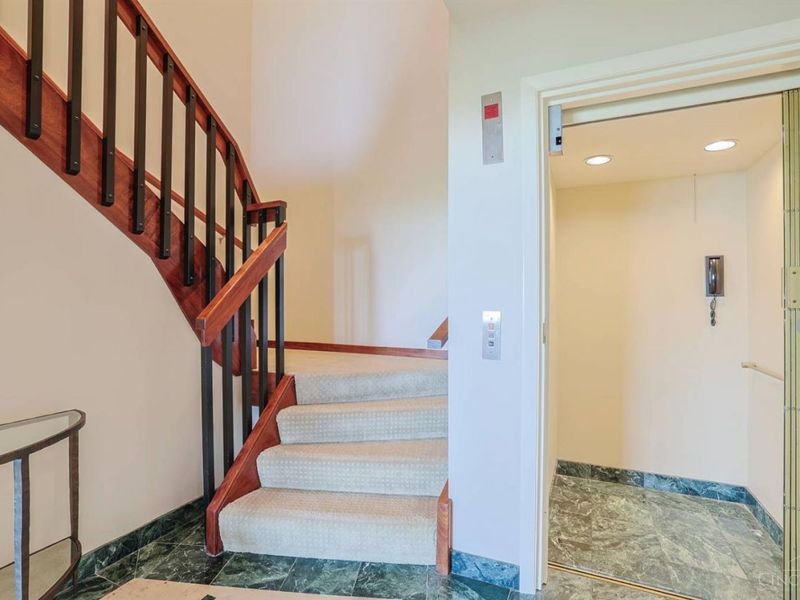 2121 Alpine Place, Unit 1501, Cincinnati, OH 45206 Photo 55