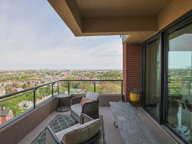 2121 Alpine Place, Unit 1501, Cincinnati, OH 45206 Photo 56