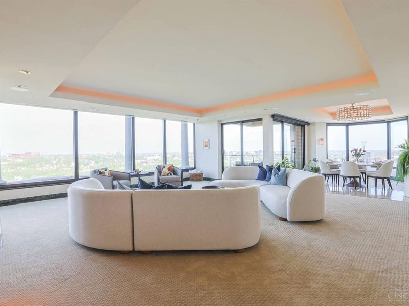 2121 Alpine Place, Unit 1501, Cincinnati, OH 45206 Photo 6