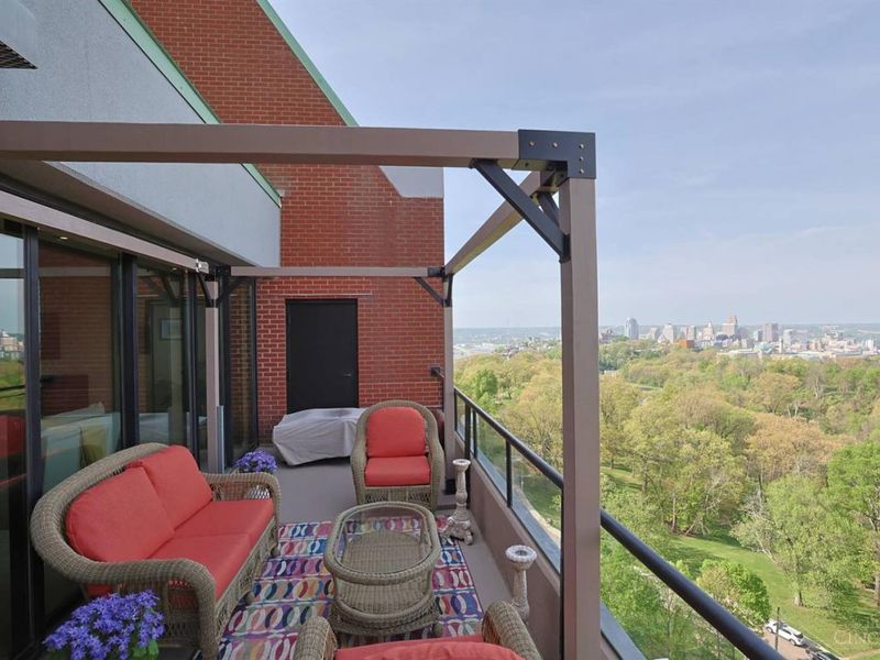2121 Alpine Place, Unit 1501, Cincinnati, OH 45206 Photo 60