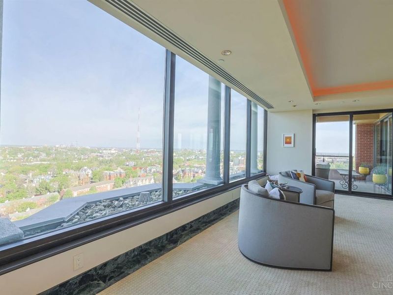 2121 Alpine Place, Unit 1501, Cincinnati, OH 45206 Photo 68