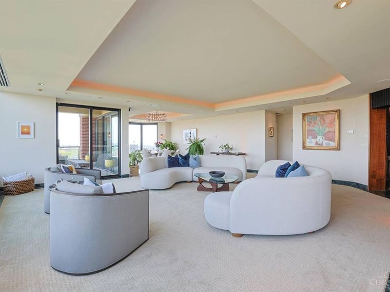 2121 Alpine Place, Unit 1501, Cincinnati, OH 45206 Photo 9