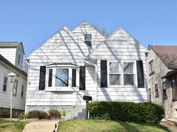 1521 S 62nd STREET, West Allis, WI 53214