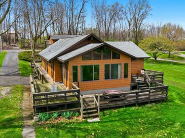 8060 N Brown Road, Columbia City, IN 46725