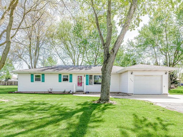 608 Maxine Drive, Ossian, IN 46777