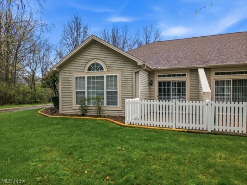 5 Hunters Woods Boulevard , Unit 5A, Canfield, OH 44406 Photo 4