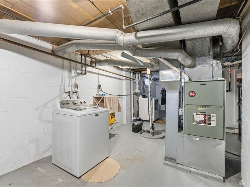 2945 Ashlar Drive, Moorefield Township, OH 45503 Photo 16