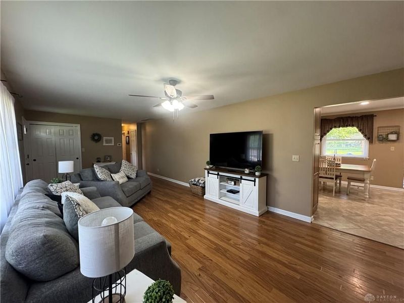 3800 Sterling Dr, Franklin Township, OH 45005 Photo 9