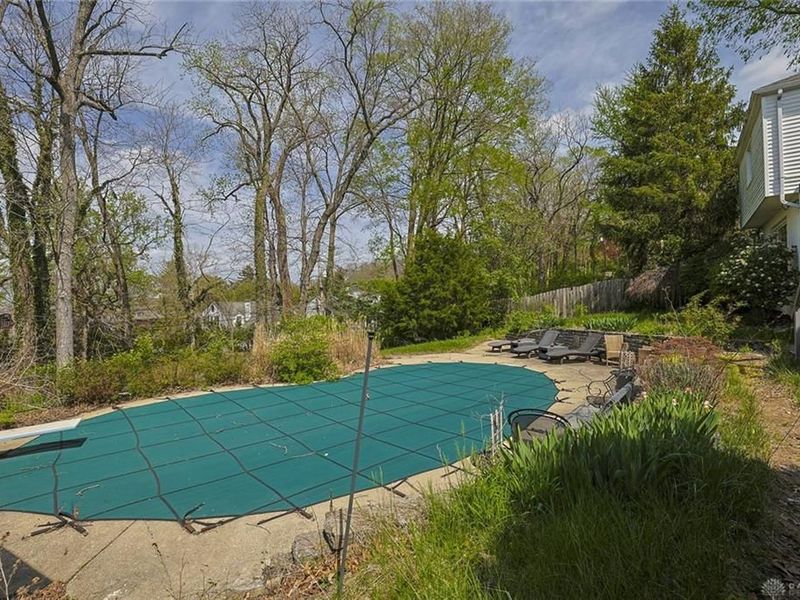 119 Lookout Drive, Oakwood, OH 45409 Photo 9