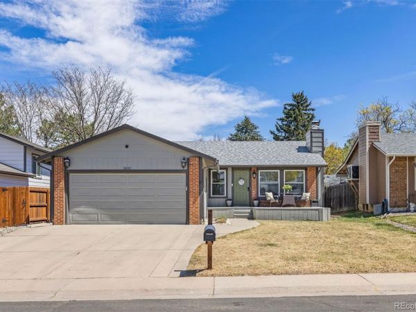 3692 S Mobile Way, Aurora, CO 80013