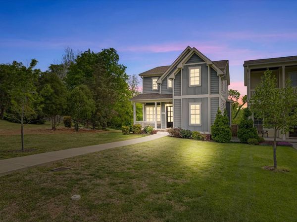 2617 Barclay Dr , Nashville, TN 37206