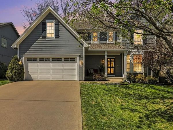 8308 W 127th Circle, Overland Park, KS 66213