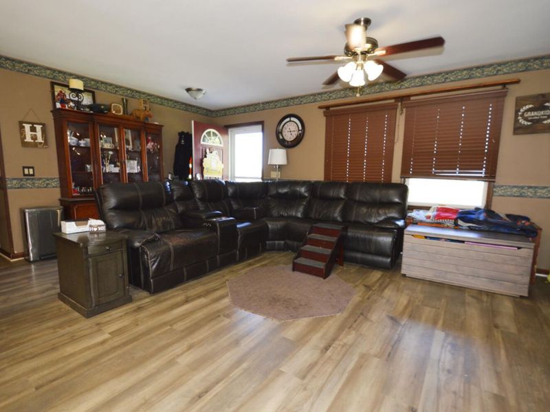 8100 State Route 56 , Mechanicsburg, OH 43044 Photo 12