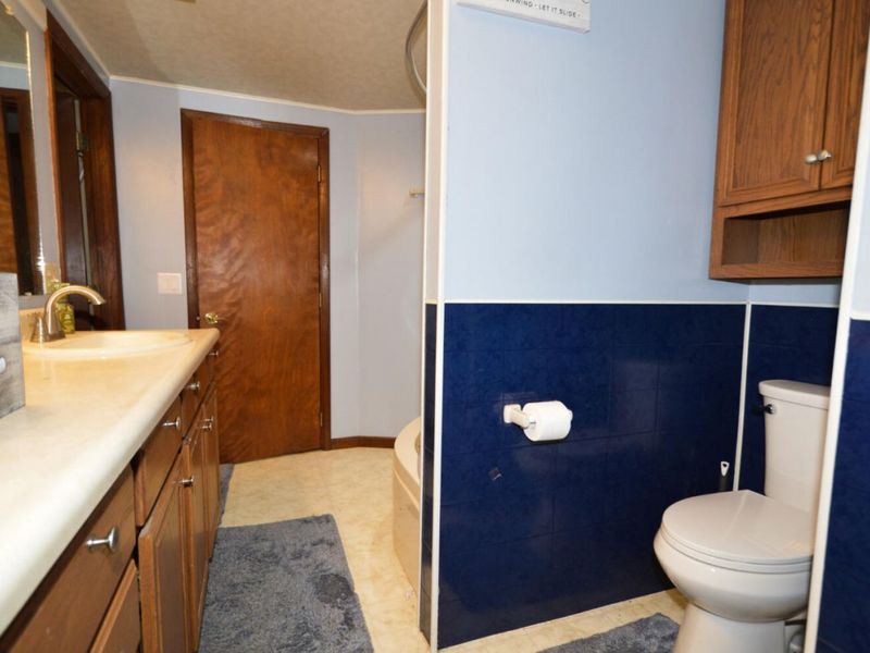 8100 State Route 56 , Mechanicsburg, OH 43044 Photo 41