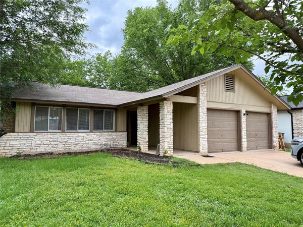 610 Chisholm Valley DR, Round Rock, TX 78681