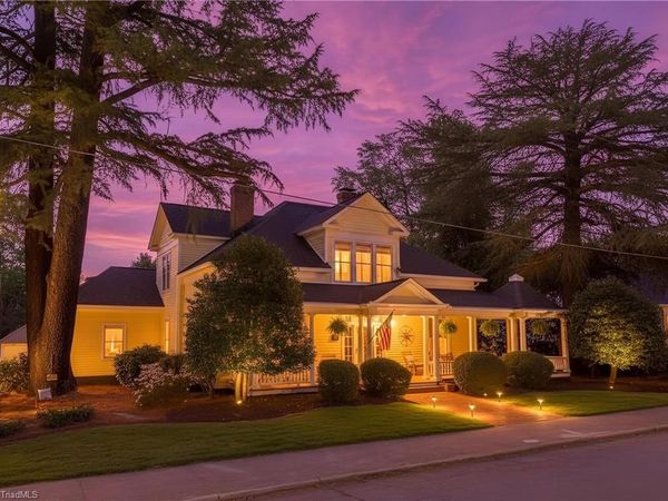 8 Vance Street , Lexington, NC 27292