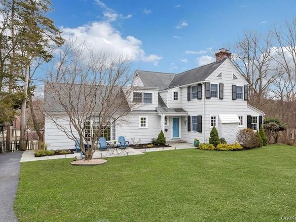 4 Greyrock Terrace , Irvington, NY 10533