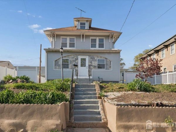 109 E 6 Avenue , Roselle, NJ 07203