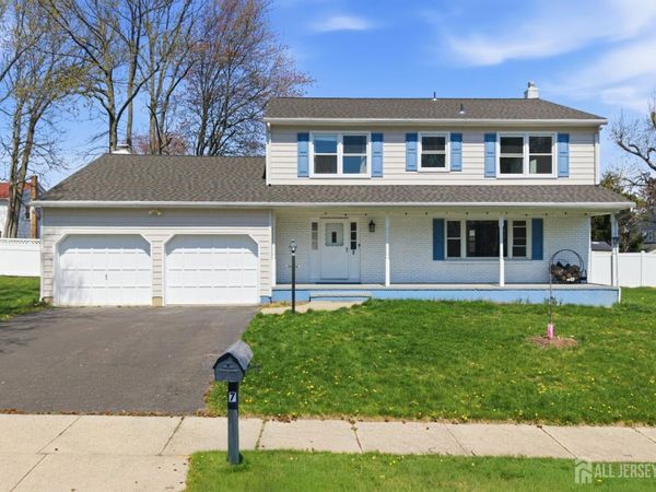 7 Oberlin Court , Edison, NJ 08820